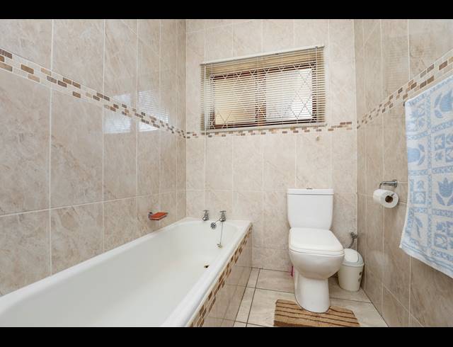 3 BEDROOM HOUSE FOR SALE IN CARRINGTON HEIGHTS
